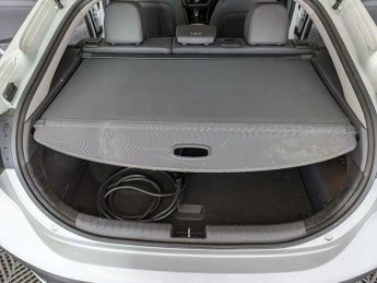 Hyundai Ioniq 1.6 h-GDi 8.9kWh Premium SE DCT Euro 6 (s/s) 5dr