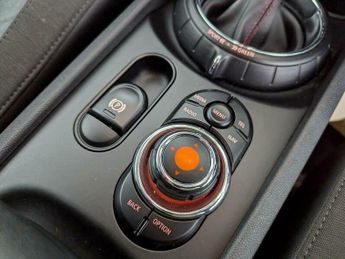 MINI Clubman 2.0 Cooper SD Auto Euro 6 (s/s) 6dr