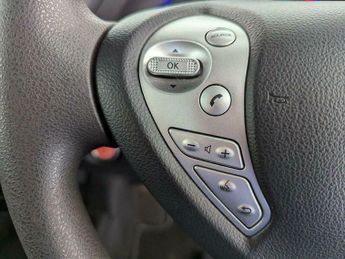 Nissan Leaf 30kWh Black Edition Auto 5dr