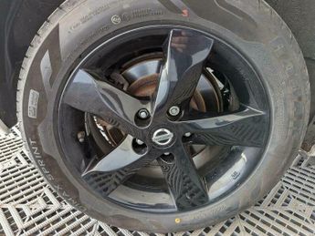 Nissan Leaf 30kWh Black Edition Auto 5dr