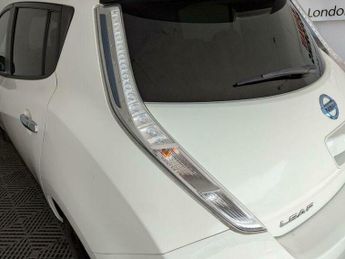 Nissan Leaf 30kWh Black Edition Auto 5dr