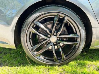 Audi A6 Avant 2.0 TDI ultra Black Edition S Tronic Euro 6 (s/s) 5dr