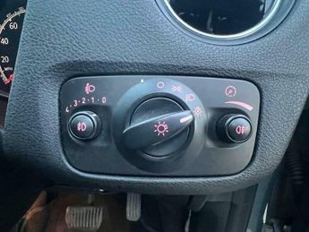 Ford Mondeo 2.0 TDCi Ghia 5dr