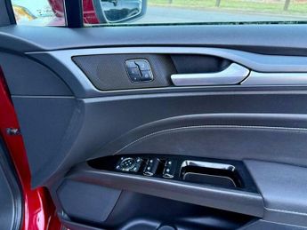 Ford Mondeo 1.6 TDCi ECOnetic Titanium Euro 5 (s/s) 5dr