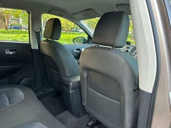 Nissan Qashqai 1.6 Acenta 2WD Euro 5 (s/s) 5dr