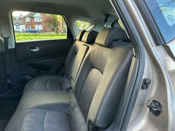 Nissan Qashqai 1.6 Acenta 2WD Euro 5 (s/s) 5dr