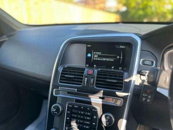 Volvo XC60 2.4 D5 R-Design Nav Geartronic AWD Euro 5 5dr
