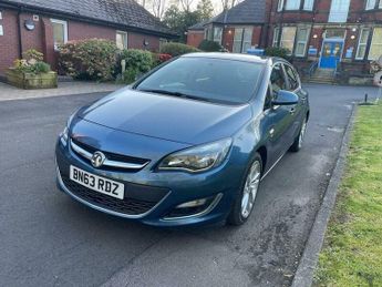 Vauxhall Astra 1.6 16v SRi Euro 5 5dr
