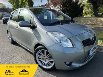 Toyota Yaris 1.33 VVT-I SR FULL TOYOTA HISTORY-SUPERB