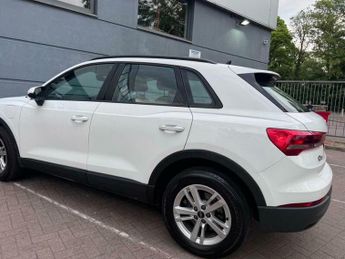 Audi Q3 1.4 TFSIe 45 Technik S Tronic Euro 6 (s/s) 5dr 13kWh