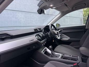 Audi Q3 1.4 TFSIe 45 Technik S Tronic Euro 6 (s/s) 5dr 13kWh