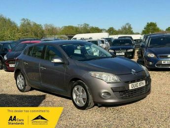 Renault Megane 1.6 16V Dynamique Euro 5 5dr