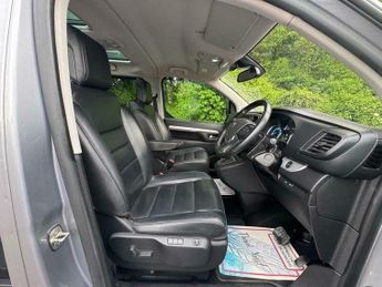 Peugeot Traveller 50kWh Allure Standard MPV Auto MWB 5dr (8 Seat, 7.4kW Charger)