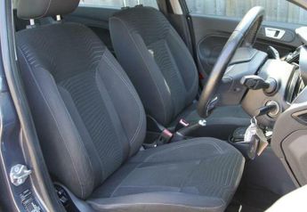 Ford Fiesta 1.6 Zetec Powershift Euro 5 5dr