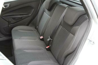 Ford Fiesta 1.6 Zetec Powershift Euro 6 5dr