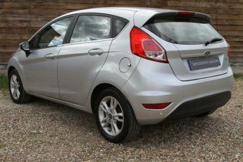 Ford Fiesta 1.6 Zetec Powershift Euro 6 5dr