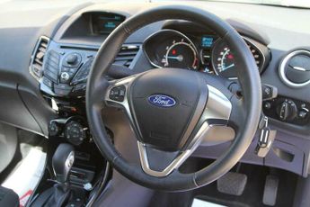 Ford Fiesta 1.0T EcoBoost Zetec Powershift Euro 5 3dr