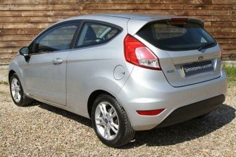 Ford Fiesta 1.0T EcoBoost Zetec Powershift Euro 5 3dr