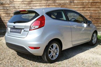 Ford Fiesta 1.0T EcoBoost Zetec Powershift Euro 5 3dr