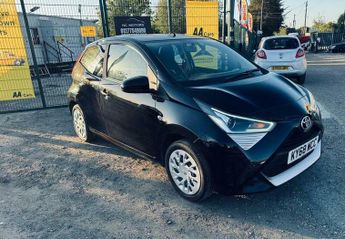 Toyota AYGO 1.0 VVT-i x-play Euro 6 5dr