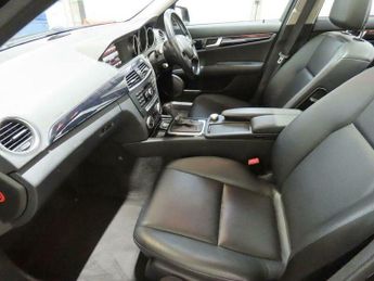 Mercedes-Benz C Class 1.6 C180 Executive SE (Premium Plus) G-Tronic+ Euro 6 (s/s) 4dr