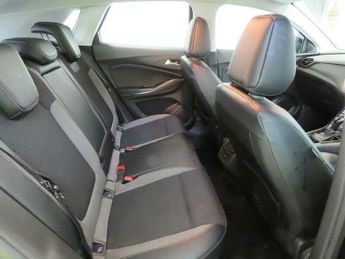 Vauxhall Grandland X 1.2 Turbo Sport Nav Auto Euro 6 (s/s) 5dr