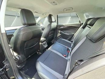 Vauxhall Grandland X 1.2 Turbo Sport Nav Auto Euro 6 (s/s) 5dr
