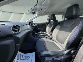 Vauxhall Grandland X 1.2 Turbo Sport Nav Auto Euro 6 (s/s) 5dr