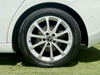 Mercedes-Benz A Class 1.5 A180d Sport (Executive) Hatchback 5dr Diesel 7G-DCT Euro 6 (