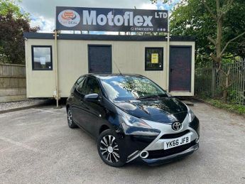 Toyota AYGO 1.0 VVT-i x-play Euro 6 5dr