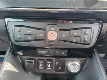 Nissan Leaf LAUNCH EDITION