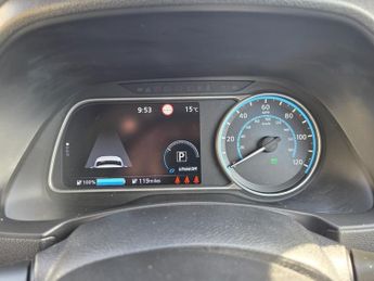 Nissan Leaf LAUNCH EDITION