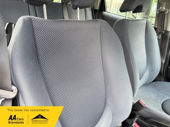 Honda Jazz 1.4 i-DSI SE Hatchback 5dr Petrol CVT-7 (139 g/km, 82 bhp)