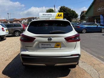Nissan Qashqai 1.3 DIG-T N-Motion SUV 5dr Petrol DCT Auto Euro 6 (s/s) (160 ps)