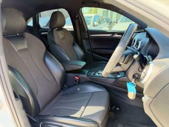 Audi A3 1.5 TFSI CoD 35 Black Edition S Tronic Euro 6 (s/s) 4dr
