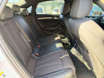 Audi A3 1.5 TFSI CoD 35 Black Edition S Tronic Euro 6 (s/s) 4dr