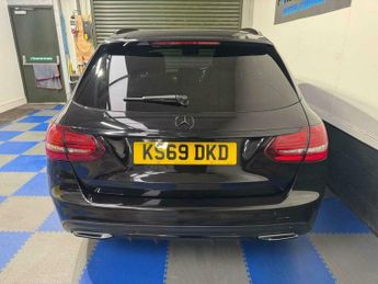 Mercedes-Benz M Class 2.0 C 300 AMG Line D Auto 5dr