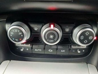 Audi TT 2.0 TDI Black Edition Roadster S Tronic quattro Euro 5 2dr