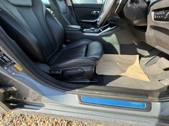 BMW 3 SERIES 2.0 330e 12kWh Sport Auto Euro 6 (s/s) 4dr