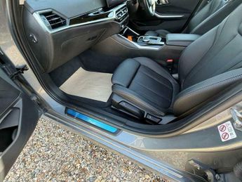 BMW 3 SERIES 2.0 330e 12kWh Sport Auto Euro 6 (s/s) 4dr