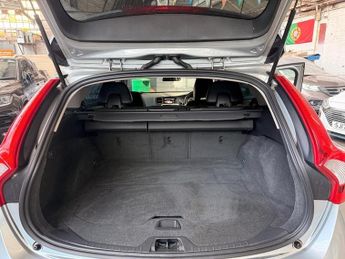 Volvo V60 1.6 LUX AUTOMATIC PETROL LEATHER