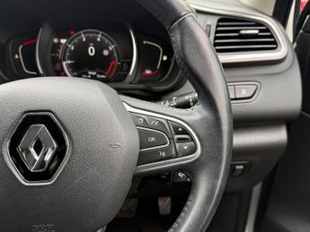 Renault Kadjar 1.2 TCe Dynamique S Nav EDC Euro 6 5dr 130BHP