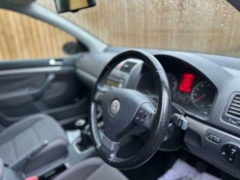 Volkswagen Golf 1.6 FSI Match 5dr