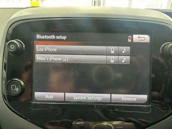 Toyota AYGO 1.0 VVT-i x-play x-shift Euro 6 5dr
