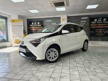 Toyota AYGO 1.0 VVT-i x-play x-shift Euro 6 5dr