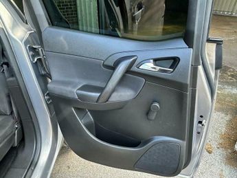Vauxhall Meriva 1.7 CDTi Exclusiv Auto Euro 5 5dr