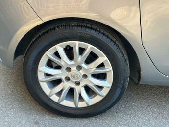 Vauxhall Meriva 1.7 CDTi Exclusiv Auto Euro 5 5dr