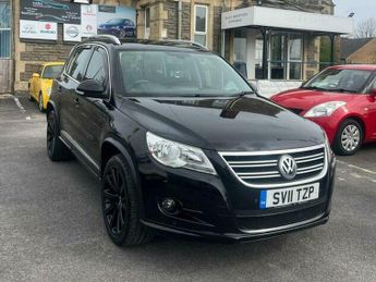 Volkswagen Tiguan 2.0 TDI R-Line 4WD Euro 5 5dr