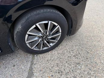 Hyundai Ioniq PREMIUM