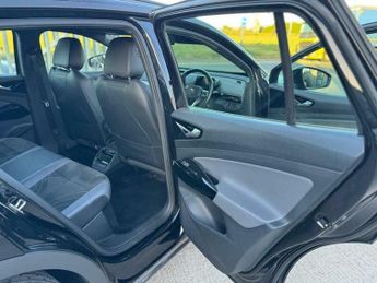 Volkswagen  Pro 77kWh Life SUV 5dr Electric Auto (174 ps)